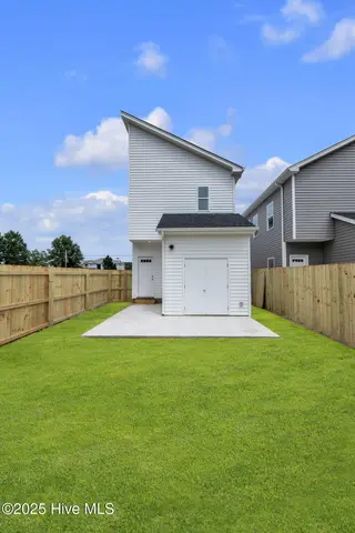 423 Elcinoca Drive, Elizabeth City, NC 27909 – photo 2: 56-web-or-mls-DSC_1311 (2)