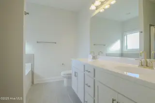 214 Windsor Run Boulevard, Jacksonville, NC 28546 – photo 14: IMG_4122