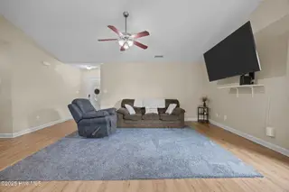 314 Jasmine Lane, Jacksonville, NC 28546 – photo 9: 5-web-or-mls-314 Jasmine Ln 6