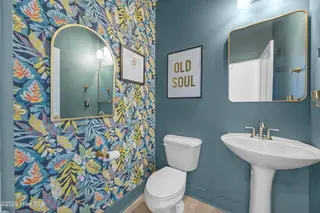 4025 Watersail Drive, Wilmington, NC 28409 – photo 8: Powder Room