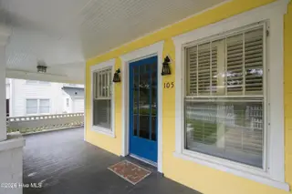 105 S Atlantic Avenue, Southport, NC 28461 — 3-bedroom home, Southport, NC, photo 5 of 34: 29-print-DSC07070