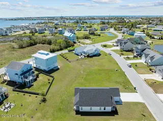 1304 Fathom Way, Morehead City, NC 28557 – photo 6: T V 3