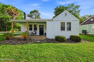 4201 Peachtree Avenue, Wilmington, NC 28403 – photo 1: 1_4201_peachtree_ave_001