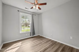 2066 Hunters Ridge Drive, Midway Park, NC 28544 – photo 12: 12-web-or-mls-2066 Hunters Ridge Dr. 33