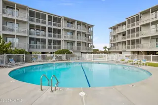 2111 W Ft Macon Road 251, Atlantic Beach, NC 28512 – photo 5: 38-web-or-mls-1S3A8417