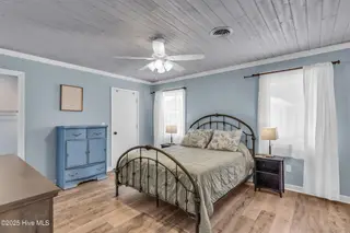 2005 E Oak Island Drive, Oak Island, NC 28465 – photo 15: 2005eoakislanddr00016
