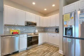 5103 W Beach Drive, Oak Island, NC 28465 – photo 16: 5103 W Beach Drive 15