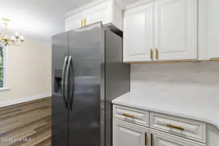 931 W Connecticut Avenue, Southern Pines, NC 28387 – photo 11: 15-web-or-mls-IMG_8508