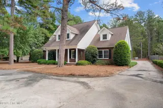 114 Juniper Creek Boulevard, Pinehurst, NC 28374 – photo 4: 4-web-or-mls-DSC01341