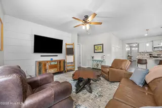 691 Avington Lane NE, Leland, NC 28451 – photo 16: 24_living room