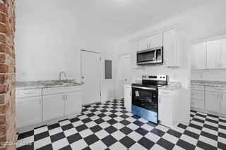 612 W Main Street, Elizabeth City, NC 27909 – photo 22: 612 W Main Kitchen 4