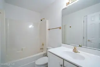 126 Francis Marion Drive, Wilmington, NC 28411 – photo 14: 8-web-or-mls-DSC05802