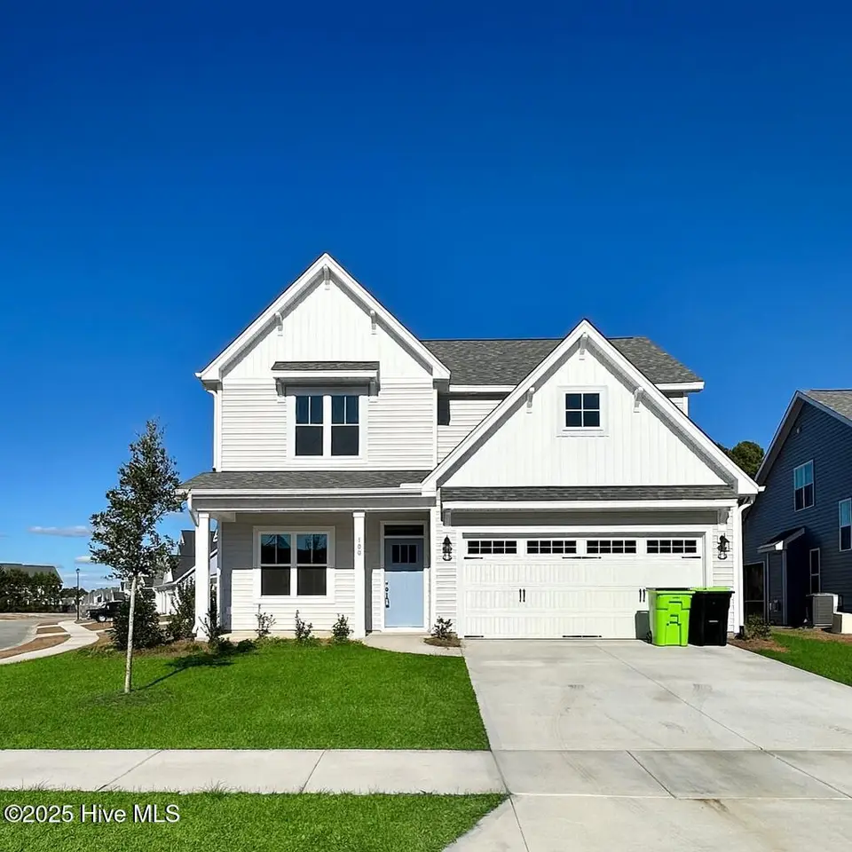 100 Lennox Lane, Hampstead, NC 28443 – photo 1 of 31: MR128