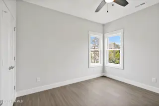 305 Birmingham Avenue 2, Carolina Beach, NC 28428 — 4-bedroom townhome, Carolina Beach, NC, photo 19 of 27: 215SpartanburgAvenueUnit1-20