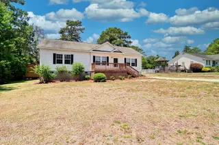 361 Doe Run Drive SW, Supply, NC 28462 — 3-bedroom home in Folly Ridge, Supply, NC, photo 2 of 42