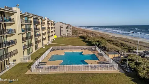 2305 W Fort Macon Road 101, Atlantic Beach