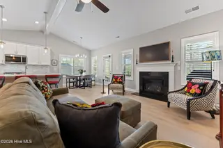 207 Rough Ridge Trail 13, Aberdeen, NC 28315 – photo 18: Living Area