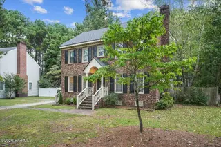2108 Burnside Drive NW, Wilson, NC 27896 — 3-bedroom home in Woodridge, Wilson, NC, photo 4 of 42: 04-2108 Burnside Dr NW-4