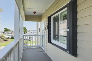 650 Cedar Point Boulevard C11, Cedar Point, NC 28584 – photo 6: 43-web-or-mls-IMG_7886