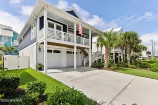 303 North Carolina Avenue, Carolina Beach, NC 28428 – photo 3: mls-IMG_6843