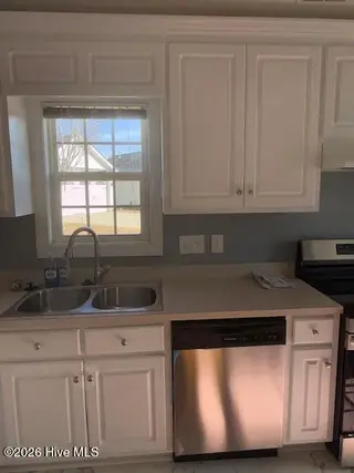 3400 Saybrook Court, Winterville, NC 28590 – photo 11: IMG_0503