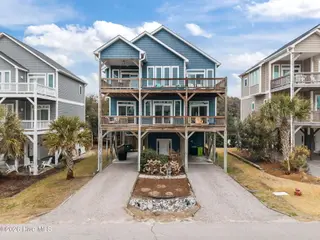 308 Oceanaire Lane, Surf City, NC 28445 – photo 1: 1-web-or-mls-IMG_7754
