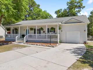 4379 Owendon Drive, Shallotte, NC 28470 — 3-bedroom home in Owendon Plantation, Shallotte, NC, photo 3 of 59: 4379OwendonDr - 3