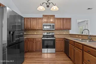 138 Watersfield Road, Leland, NC 28451 – photo 13: kitchen 4