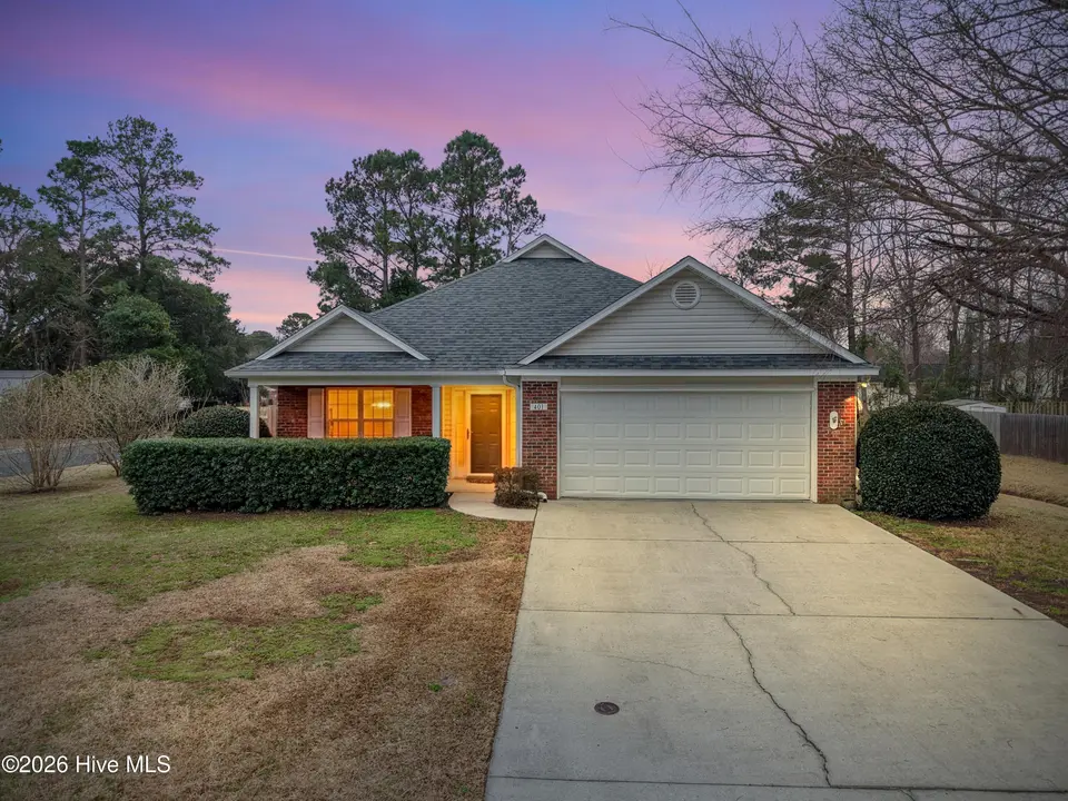 401 Foxwood Lane, Wilmington, NC 28409 – photo 1 of 47: 401FoxwoodLn - 5