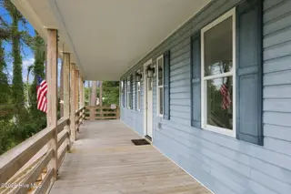 402 Gillikin Road, Beaufort, NC 28516 – photo 9: 49-web-or-mls-IMG_3557