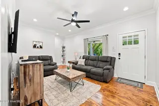 1422 Park Avenue, New Bern, NC 28560 – photo 15: 26-web-or-mls-DSC_5192_edit