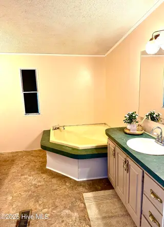 5011 Bear Trap Road NW, Wilson, NC 27896 — 3-bedroom home in Windemere, Wilson, NC, photo 12 of 21: IMG_0737