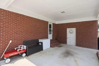412 Gayle Boulevard, Winterville, NC 28590 – photo 5: 5-web-or-mls-BLS_0004 (1)