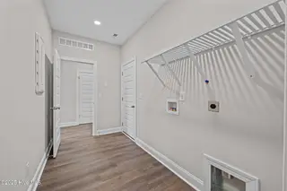 2006 Brighton Drive, New Bern, NC 28562 – photo 22: 29-web-or-mls-DSC_7270