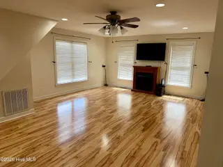 490 Joe Nunn Road, Kinston, NC 28504 — 3-bedroom home, Kinston, NC, photo 11 of 42: IMG_1564