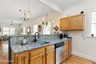 720 S 6th Street, Wilmington, NC 28401 – photo 15: IMG_9803