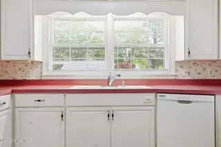 2000 Carey Road, Kinston, NC 28501 – photo 12: 37-web-or-mls-IMG_0056