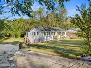 142 Jupiter Trail, Jacksonville, NC 28546 – photo 4: 025a8447