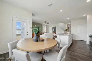 303 Mizzen Way, Elizabeth City, NC 27909 – photo 12: 21-web-or-mls-DSC05640