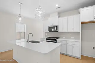 4024 Smoked Maple Drive 58, Leland, NC 28451 – photo 15: 11_kitchen