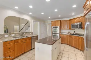 232 E Ivybridge Drive, Hubert, NC 28539 – photo 17: 35-web-or-mls-chadwick-visuals-232-e-ive