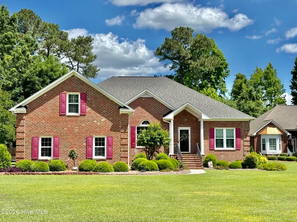 701 Discovery Bay, New Bern, NC 28562 — 3-bedroom home in Haywood Creek Landing, New Bern, NC, photo 1 of 26: Popular Haywood Creek Landing