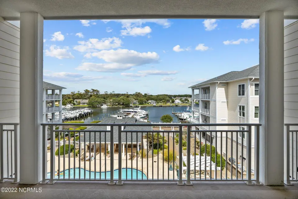 150 Lands End Road A33, Morehead City, NC 28557 – photo 1 of 60: Views
