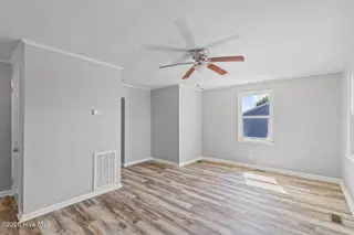 328-330 Starling Street, Jacksonville, NC 28540 — 4-bedroom home, Jacksonville, NC, photo 8 of 56