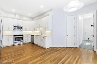 1103 Congressional Lane, Wilmington, NC 28411 – photo 18: 03kitchen4