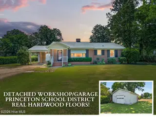 403 S Pearl Street, Princeton, NC 27569 – photo 1: Pearl