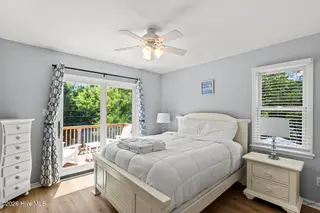 9258 Osprey Ridge Drive, Emerald Isle, NC 28594 – photo 13: 425A6428