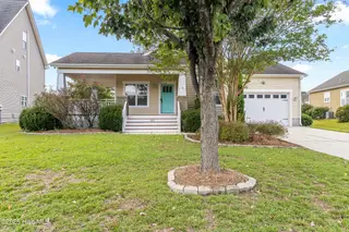307 Pebble Shore Drive, Sneads Ferry, NC 28460 – photo 2: 02