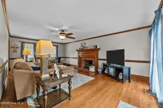 1702 Woodwind Drive, Greenville, NC 27858 – photo 16: 16-web-or-mls-LHV_3043