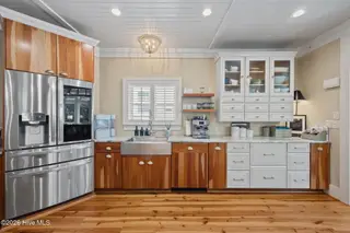 604 E Front Street, New Bern, NC 28560 – photo 21: full kitchen
